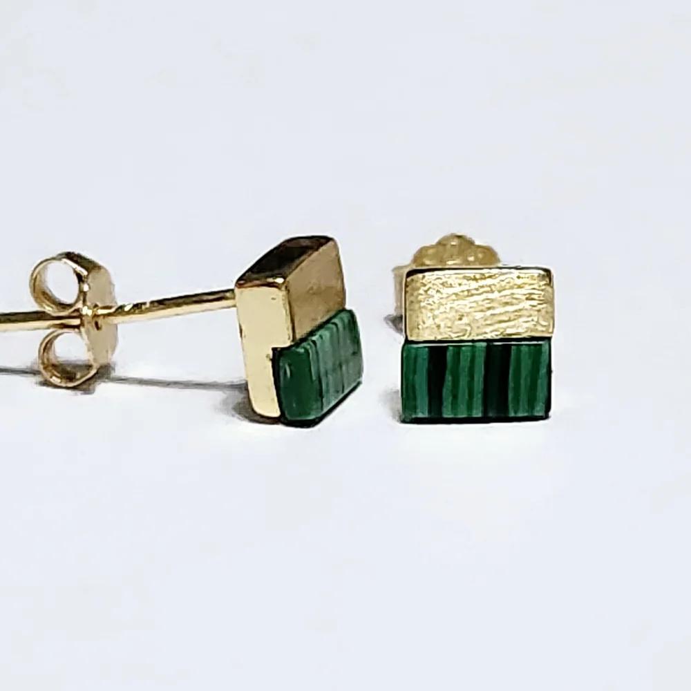 Malachite square stud Silver Earrings - Picture 5 of 8